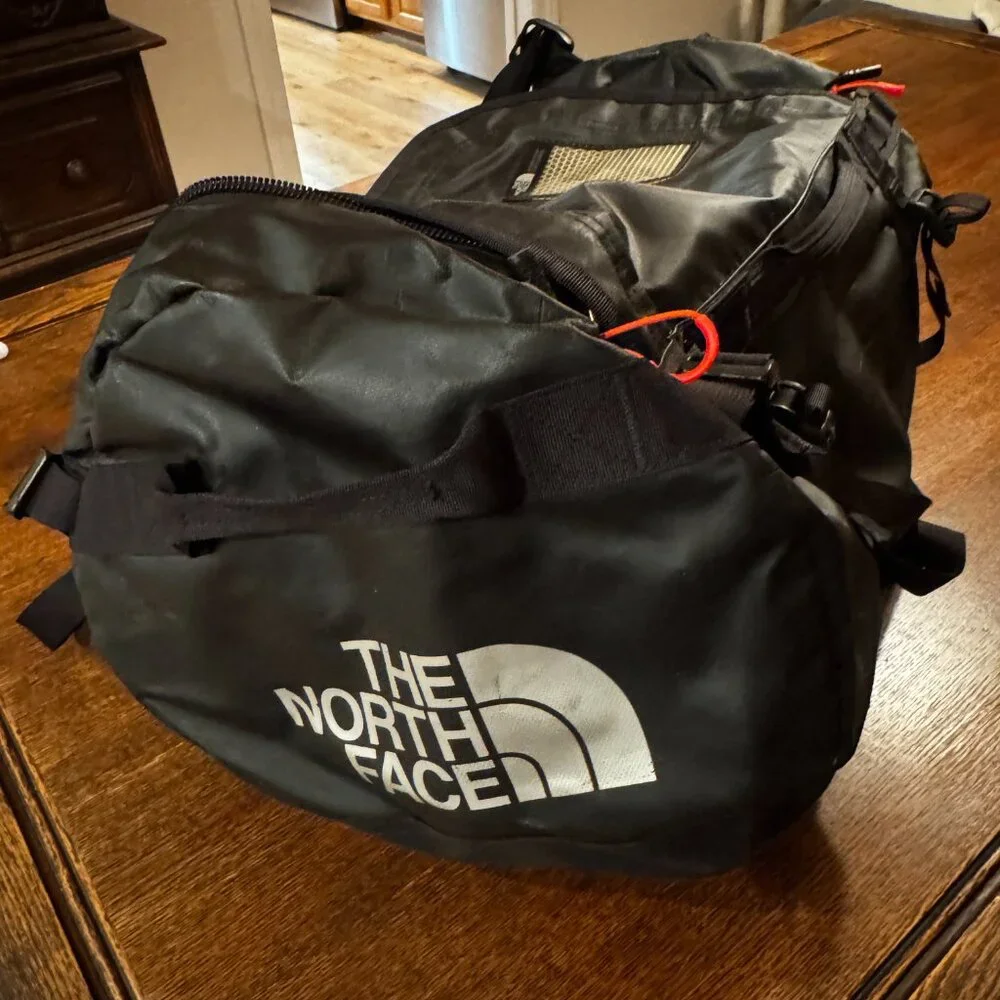 north face basecamp duffle size small
